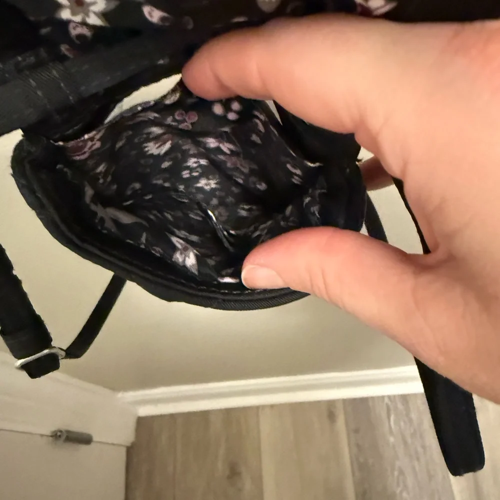 Vera Bradley stylish convenient